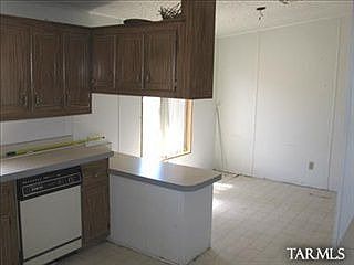 3rd image of 4035 W Aragon St