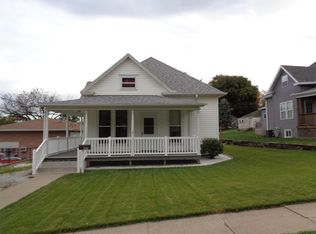 207 W 7th St, Logan, IA 51546