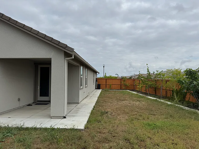 973 Pipit St — Photo 12