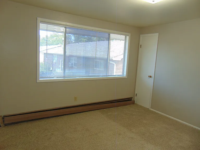 2420 Clearview Ave #3 — Photo 12