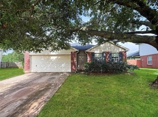 13911 Honey Bee Ct, Houston, TX 77039