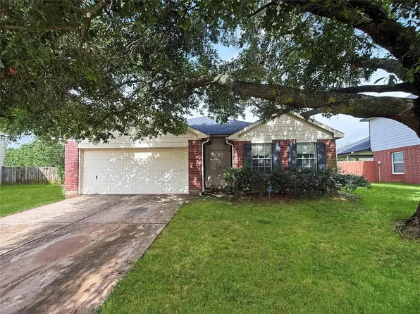 13911 Honey Bee Ct, Houston, TX 77039