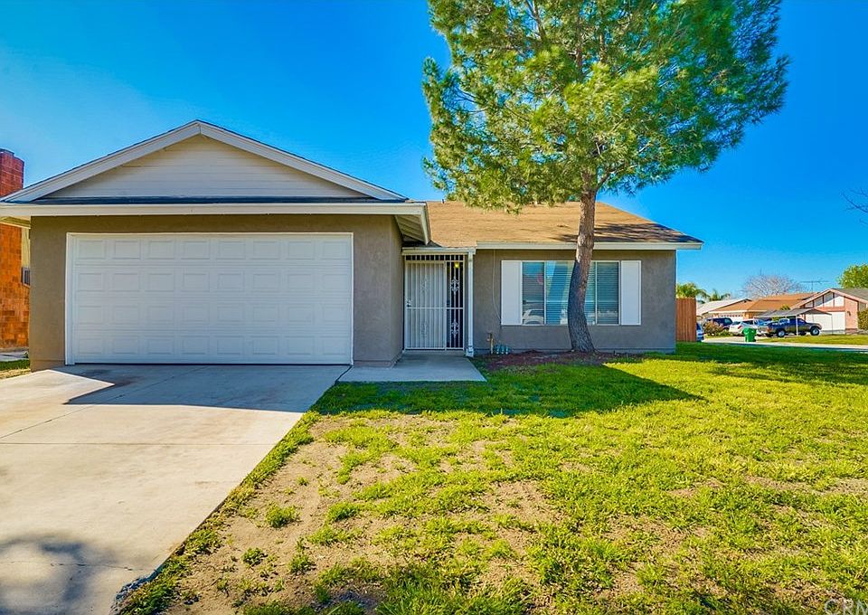 1st image of 24291 Lamont Dr