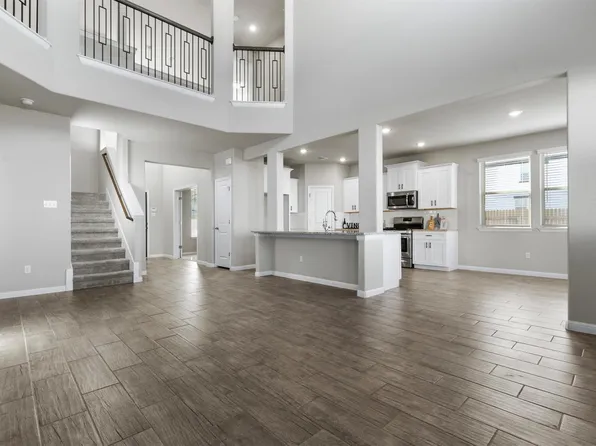 301 Greenway Dr, Georgetown, TX 78628