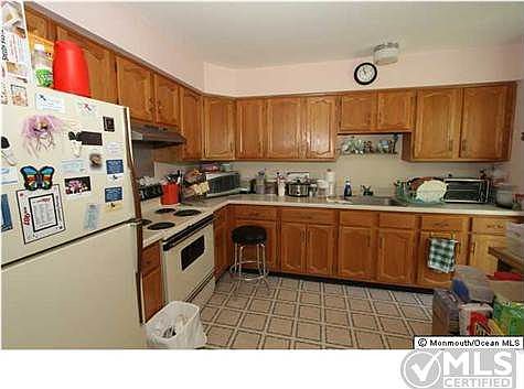 2nd image of 6D Ardsley Ave #63