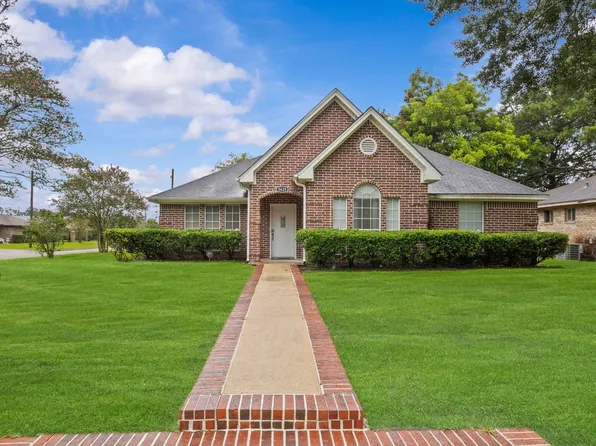 5625 Springdale Ln, Beaumont, TX 77708