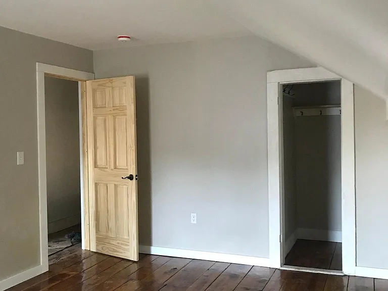 Emerald Pl — Photo 13