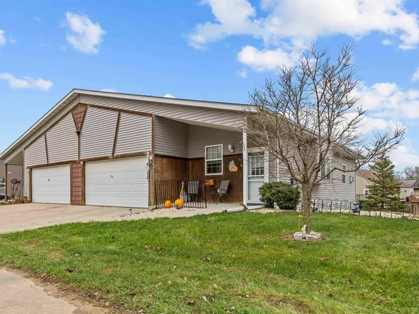 602 E Madison Ave Unit 30, Milton, WI 53563