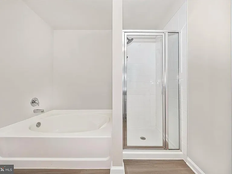 45 Bloomsbury St — Photo 16