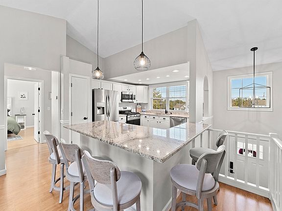 2nd image of 80 Dickson Dr