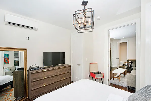 Rented by NOVO | media 58