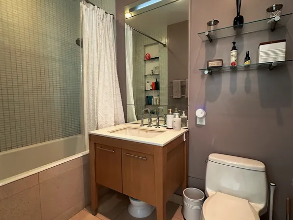 85 Adams Street image 8 of 12