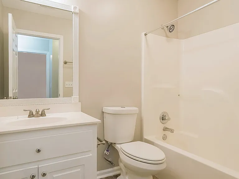 8028 Rockhampton Cir — Photo 17
