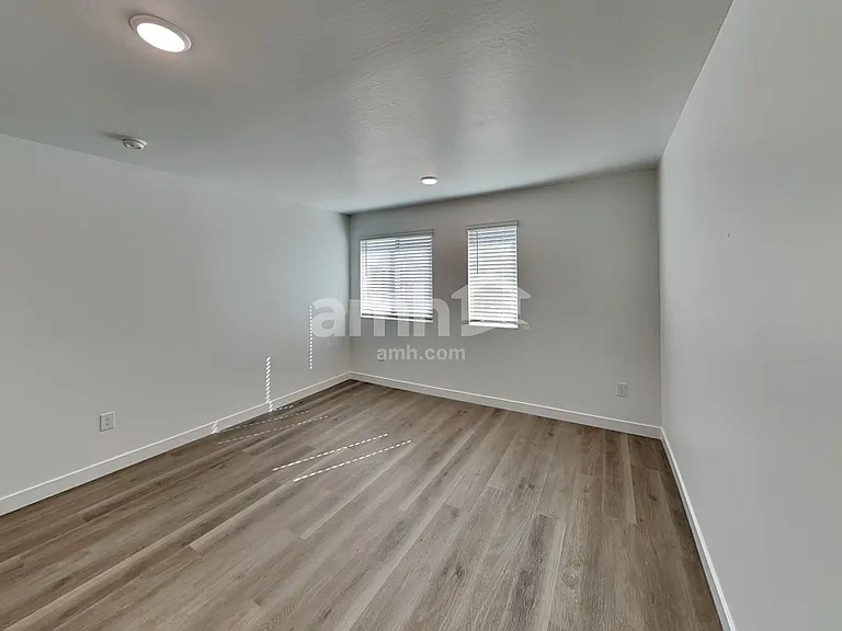 12634 W Flynn Ln — Photo 15