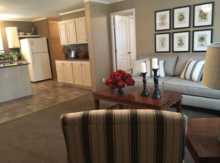 104 Winchester Trl, Goshen, IN 46526