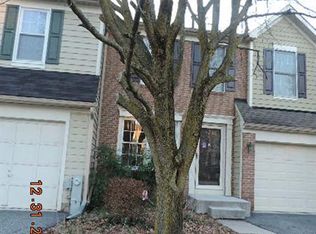 10 Wester Ogle Ct, Baltimore, MD 21208