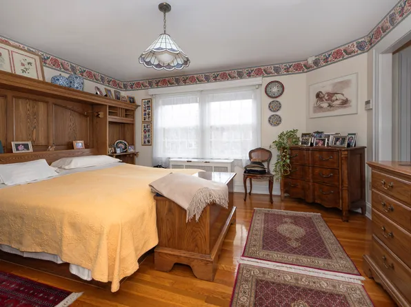 34-22 87th Street image 8 of 20