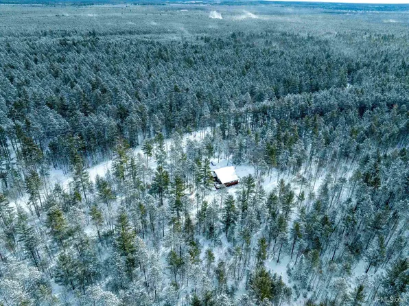 E9281 Powell Lake Rd, Wetmore, MI 49895