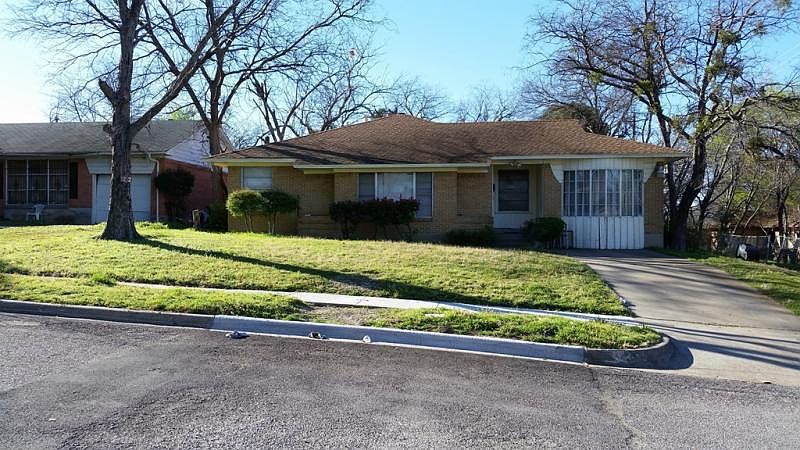 1st image of 1212 Aspermont Ave