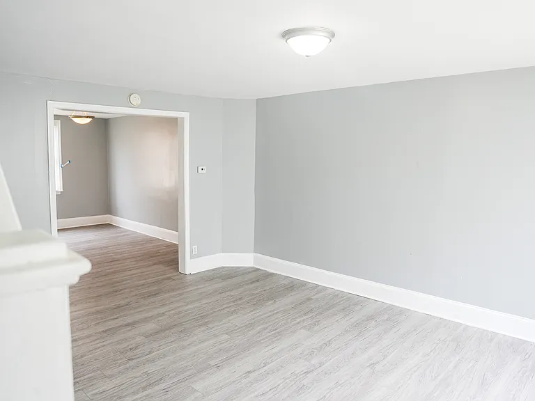 3249 Westmont Ave — Photo 2