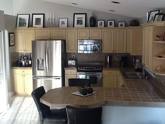 4th image of 4930 SW 34th Ter