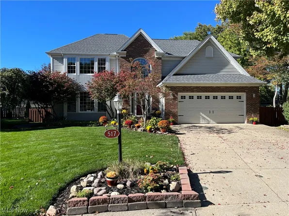 517 Bishop Pl, Berea, OH 44017