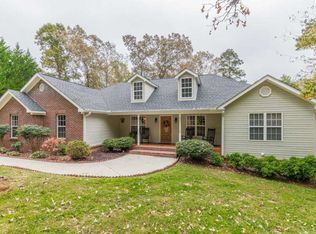 172 Sweetbriar Dr, Demorest, GA 30535
