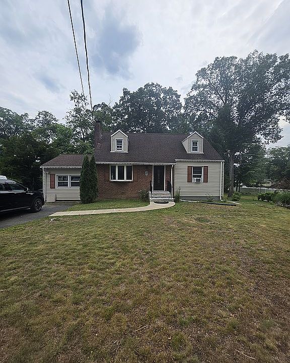 1st image of 20 Fisher Ave