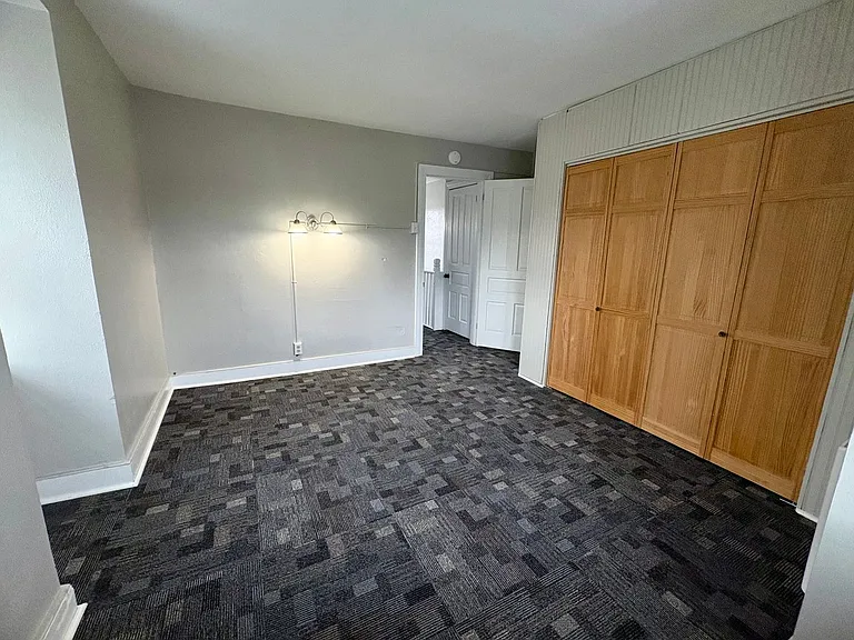 540 Dallas Street — Photo 19