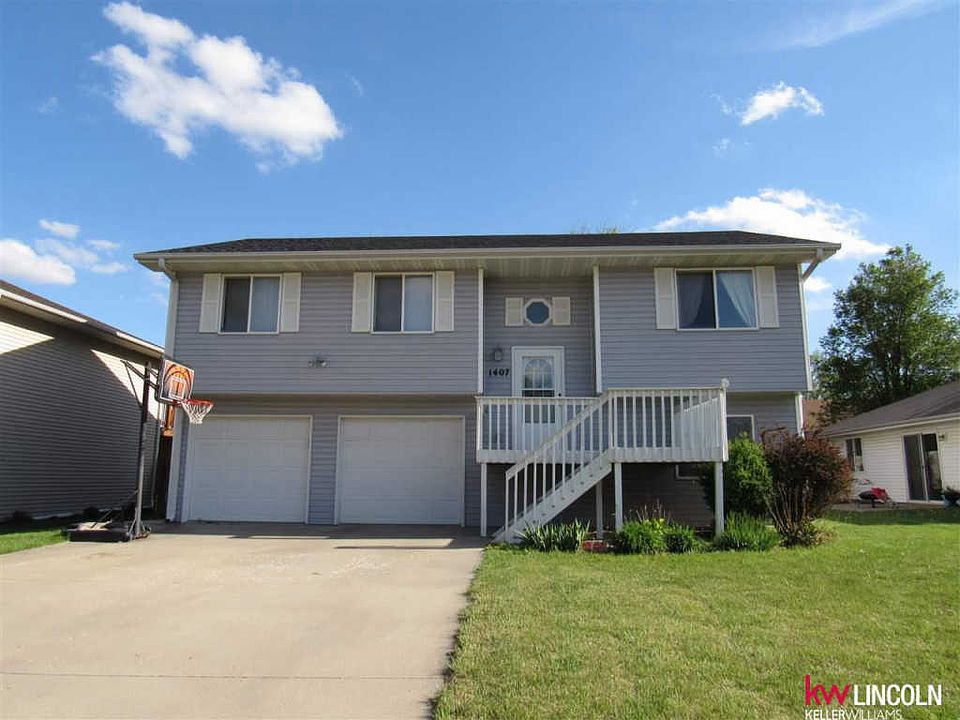 1407 Bell St Beatrice NE 68310 Zillow