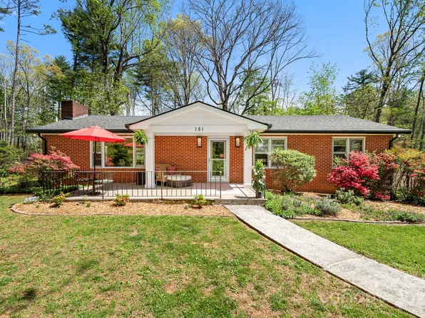 151 Treemont Ln, Hendersonville, NC 28792