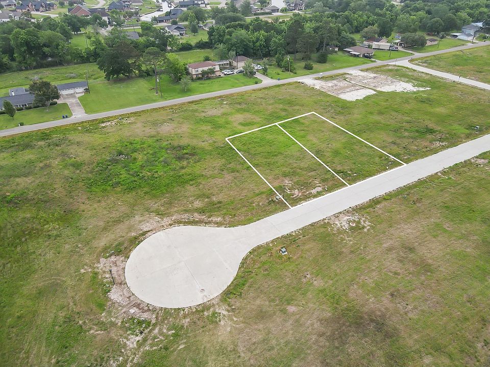 2nd image of 945 Harbor Way