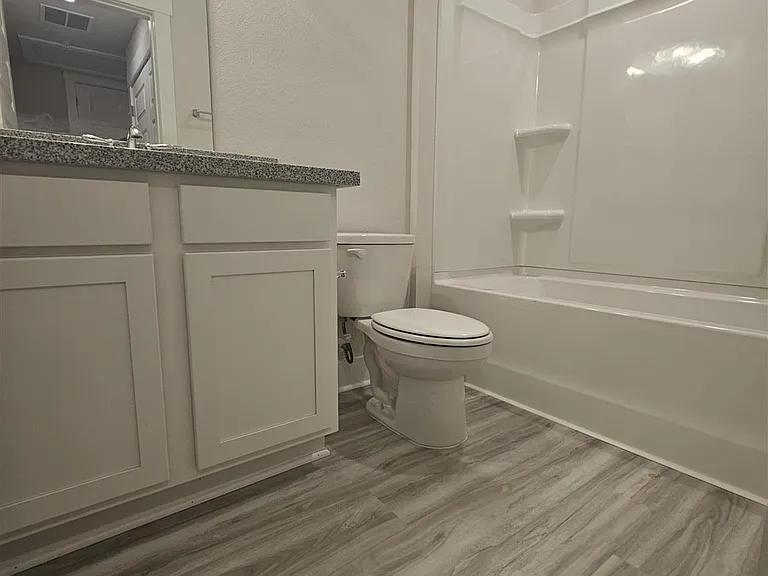 9433 Nature Creek Ln — Photo 22