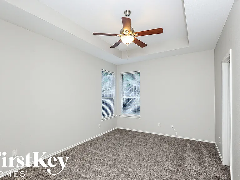 4228 Canyon Trl — Photo 8