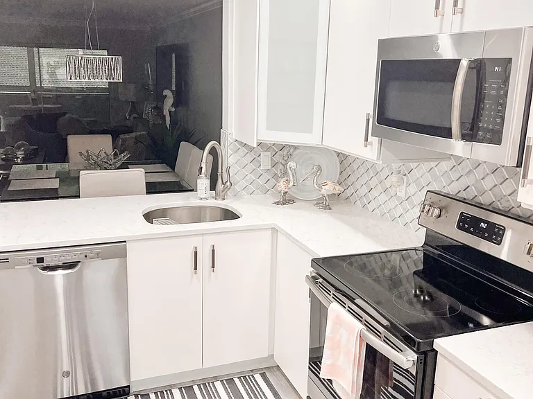 5155 E Sabal Palm Blvd #209 — Photo 6
