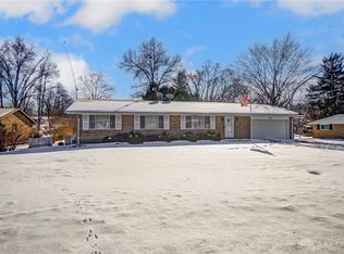 7035 New Horizon Ave, Enon, OH 45323