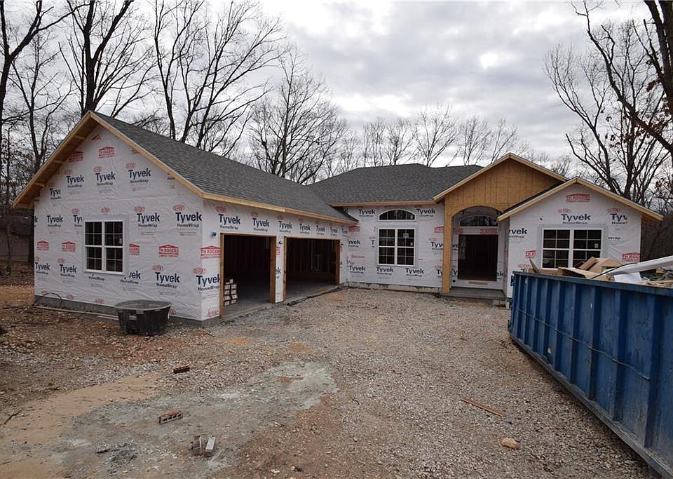 1st image of 25 Primrose Ln