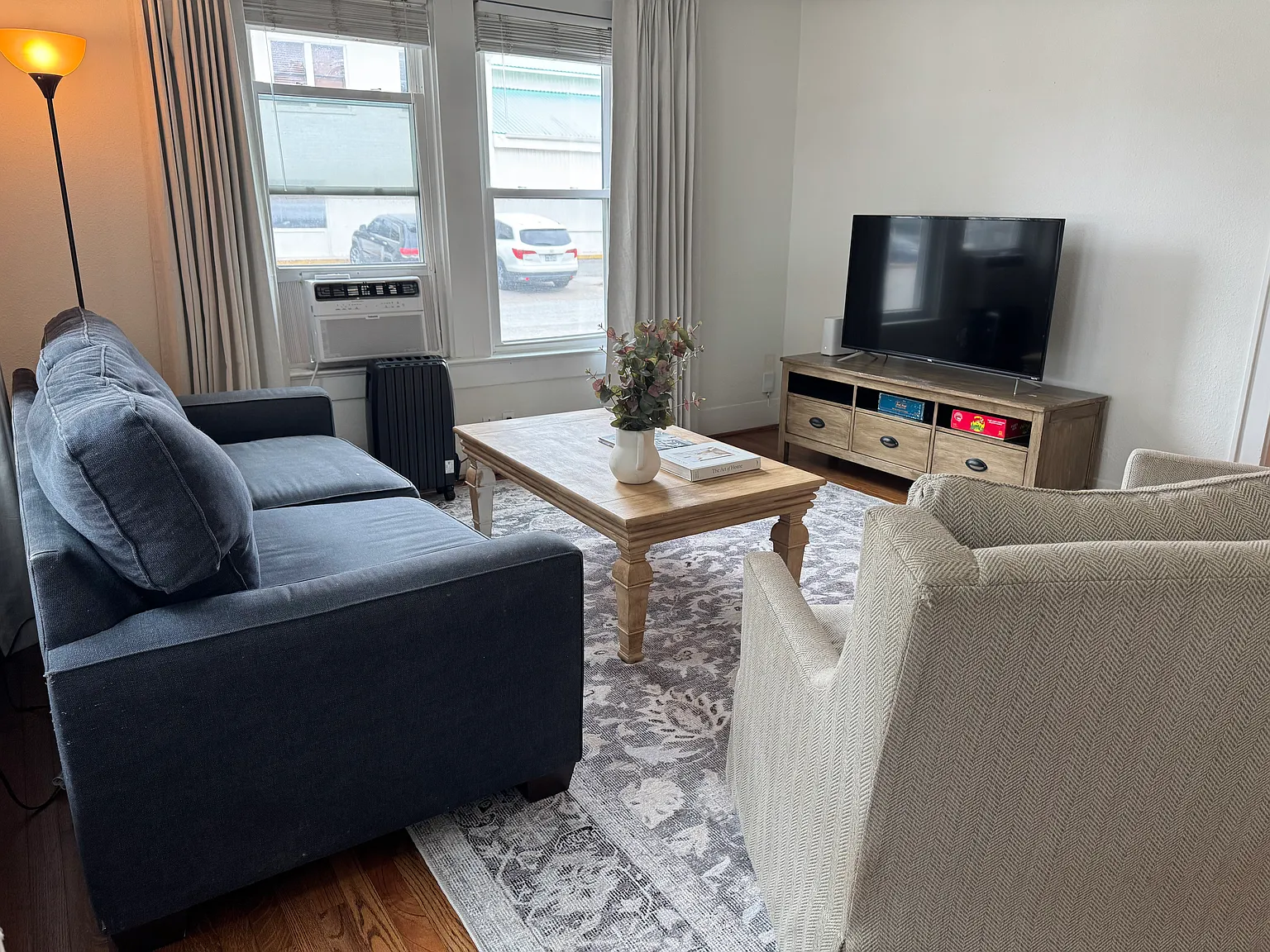 1 bed, 850 sqft, $1,750 — Photo 3