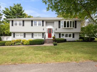 28 Evergreen Ave, Braintree, MA 02184