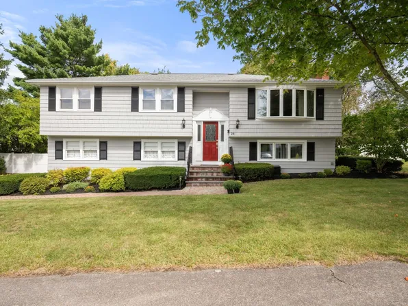 28 Evergreen Ave, Braintree, MA 02184