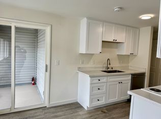 13731 32nd Ave NE APT 4, Seattle, WA 98125