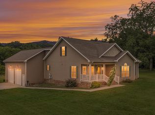 292 District Line Rd, Trenton, GA 30752