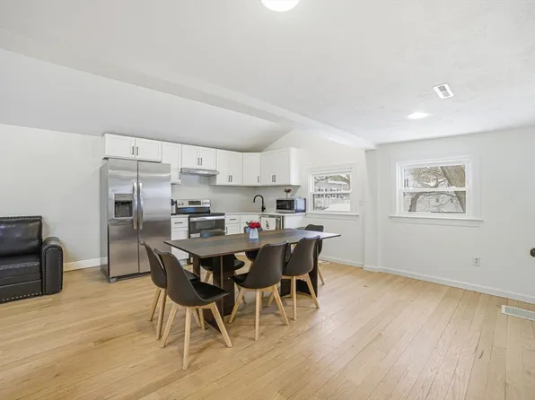 2 Chestnut Ter, Lynn, MA 01904