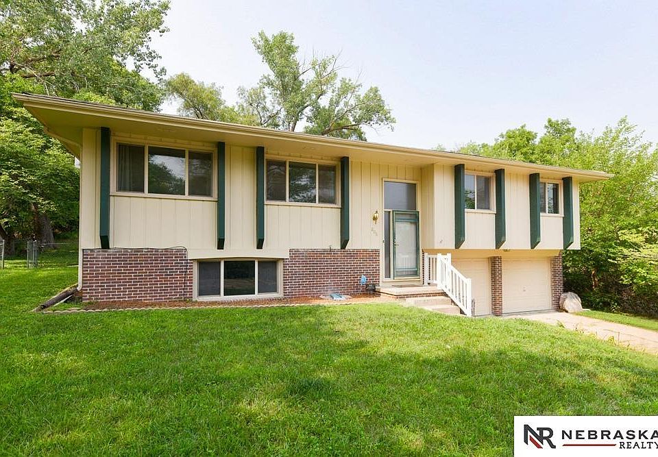 1st image of 806 Brenton Ave