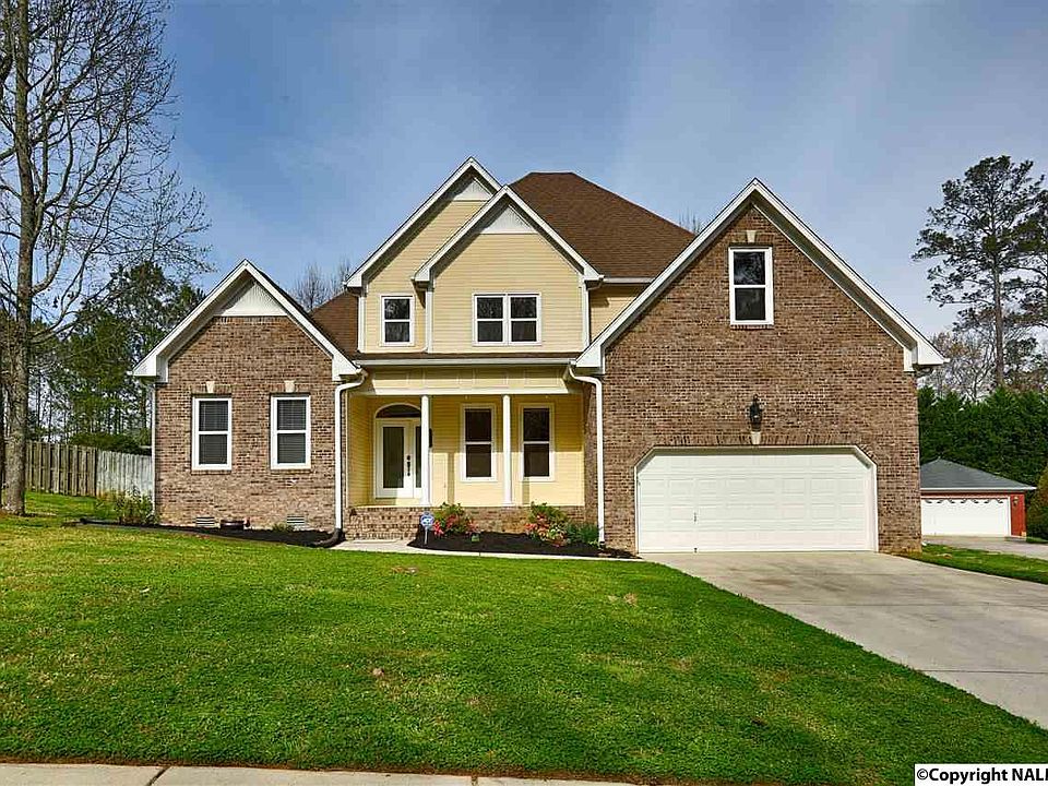 1st image of 131 Antebellum Dr