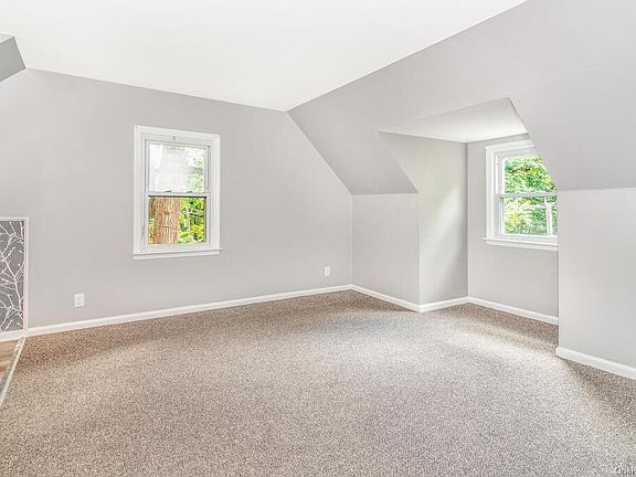 5th image of 38 Midland Ave