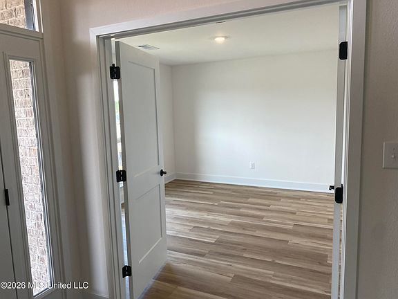4th image of 14893 Fritz Cir