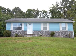 704 Snodderly Rd, Lenoir City, TN 37771