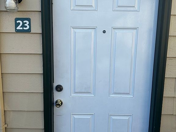 2nd image of 239-281 SE 148th Ave #23