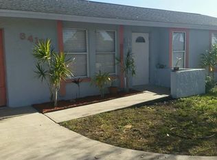 3411 SE Santa Barbara Pl, Cape Coral, FL 33904